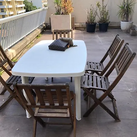 Centre Cosy Et Spacieux Avec Climatisation, Grande Terrasse Et Vue Lägenhet