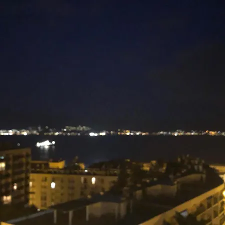 Centre Cosy Et Spacieux Avec Climatisation, Grande Terrasse Et Vue Lägenhet *